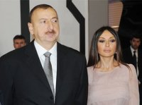 Prezident İlham Əliyev və xanımı Yasamal Yaşayış Kompleksində ilk doqquzmərtəbəli binanın və məktəb binasının təməlqoyma mərasiminə qatılıblar