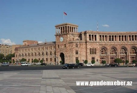 Ermənistanda “məmurların üsyanı” başlayır – Kütləvi ixtisar