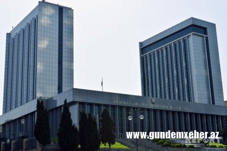 Prezidentin iştirakı ilə VI çağırış Milli Məclisin ilk plenar iclası başladı - YENİLƏNİB-2