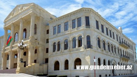 Azərbaycanda vəzifəli şəxslər həbs edildi - RƏSMİ