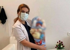 Hamilə qadın öldü, yaxınları ginekoloqu döydü - TƏFƏRRÜAT