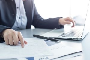 Azərbaycanda dövlət qurumlarının çap mediasının təsisçisi olması qadağan edilir