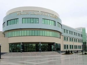Bu səhiyyə ocağında rəsmən PUL DİLƏNİRLƏR... - “Biz də kağıza, qələmə pul veririk...”