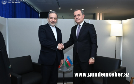 Ceyhun Bayramov Əraqçi ilə telefonla danışdı