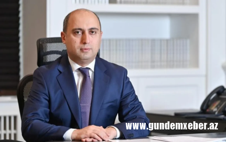 Nazir müəllimləri təbrik etdi